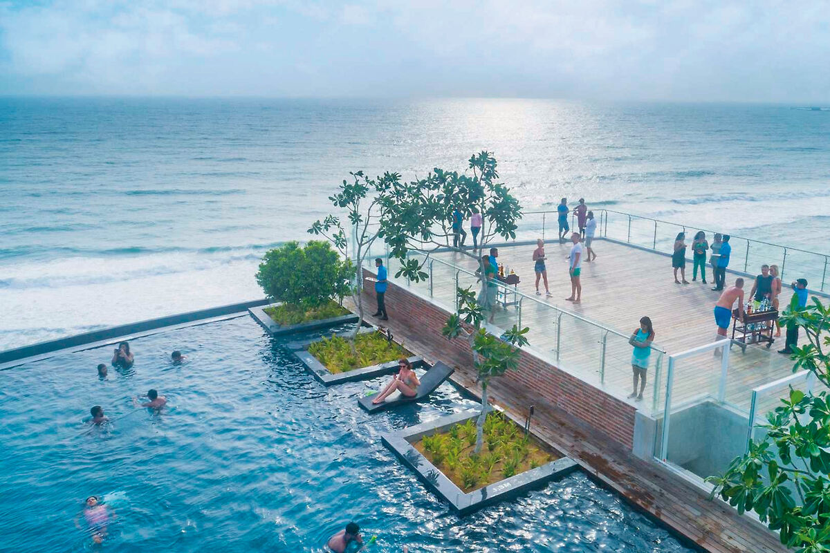 Marino Beach Hotel