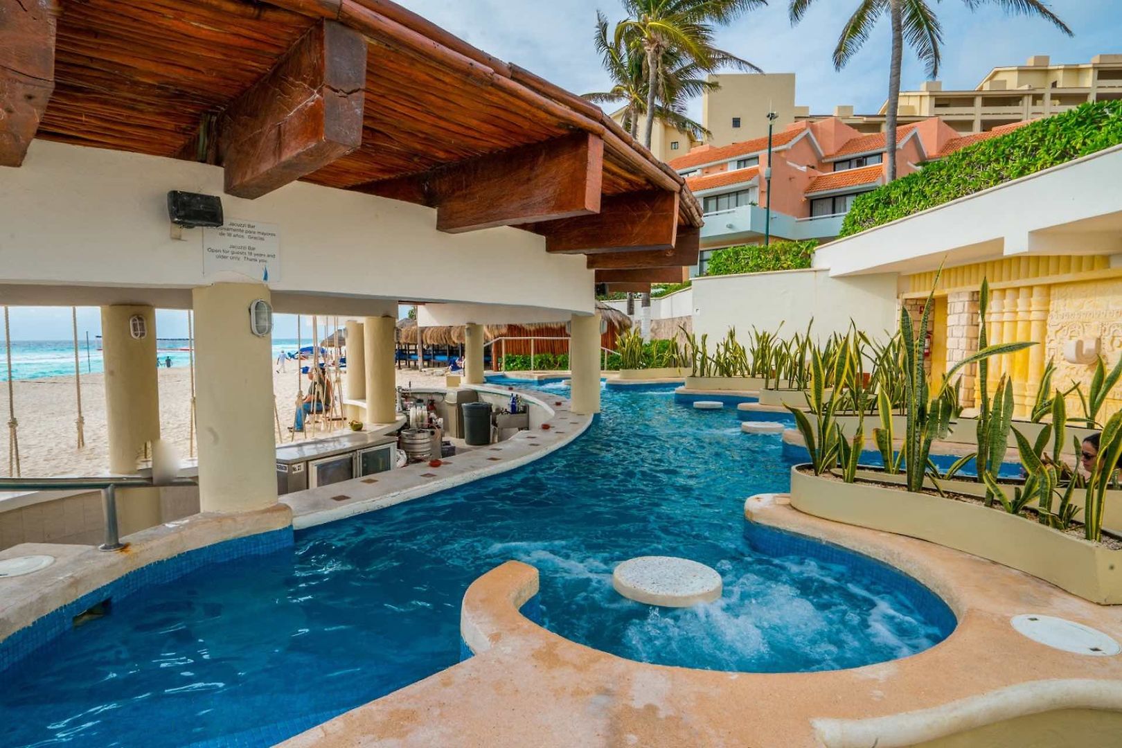 Omni Cancun Hotel & Villas