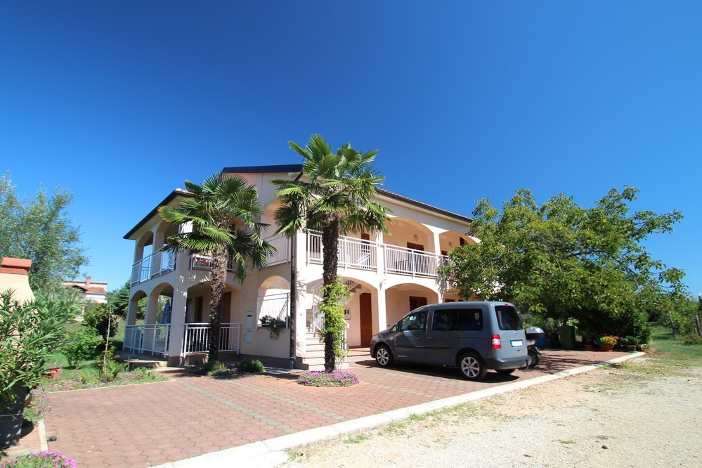 Vila 1348-55