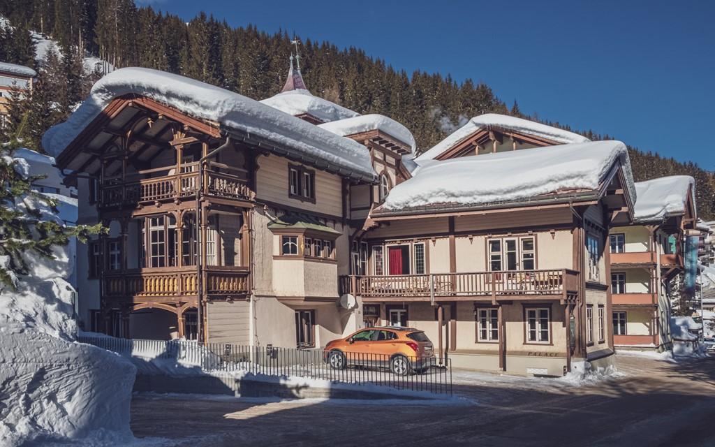 Snowboarder's Palace