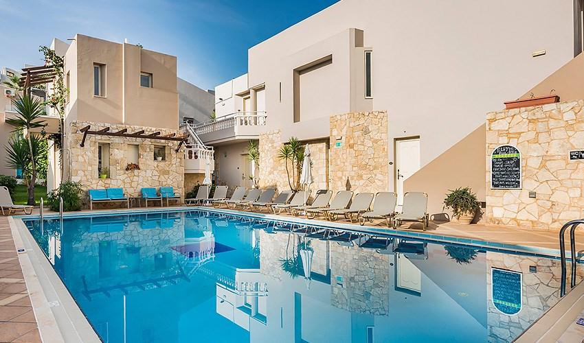 Elotis Suites