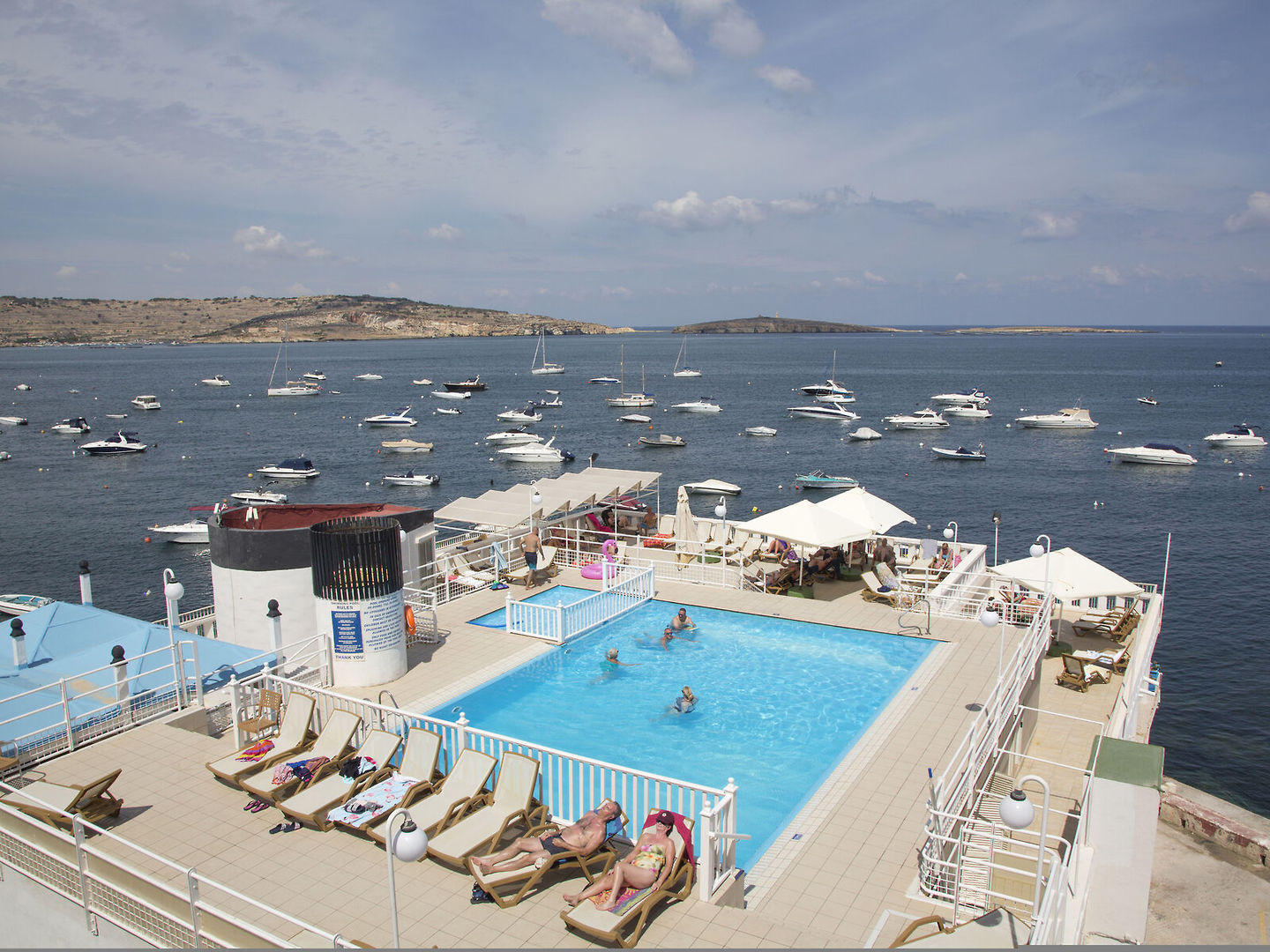 Gillieru Hotel