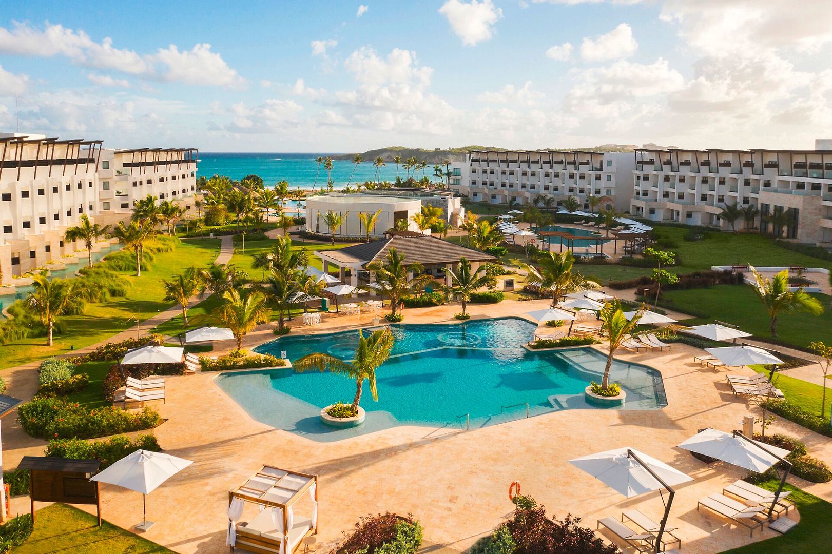 Hotel Dreams Macao Beach