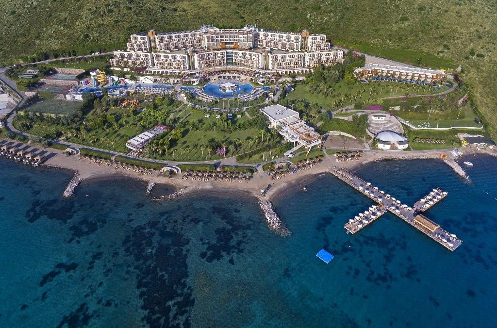 KEFALUKA RESORT