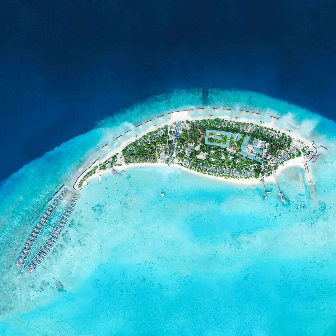 Fairmont Maldives, Sirru Fen Fushi