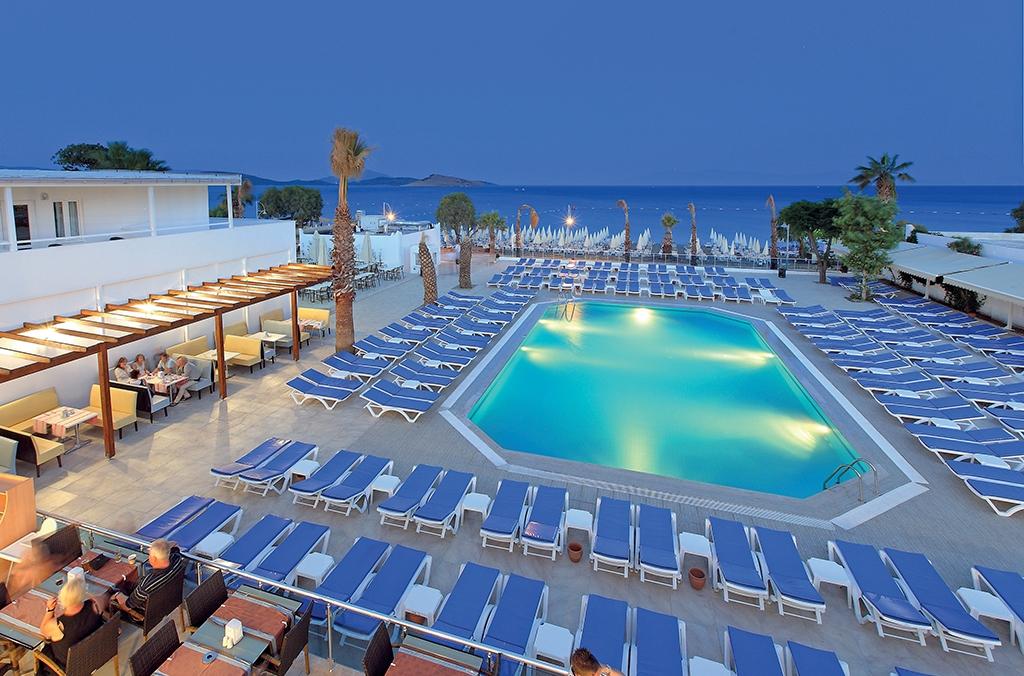 PETUNYA BEACH RESORT