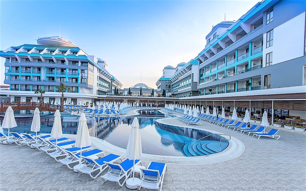 Sensitive Premium Resort