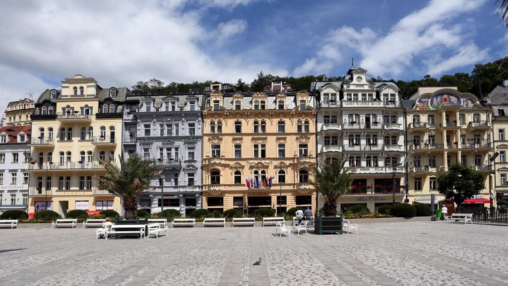 Astoria Hotel & Medical Spa