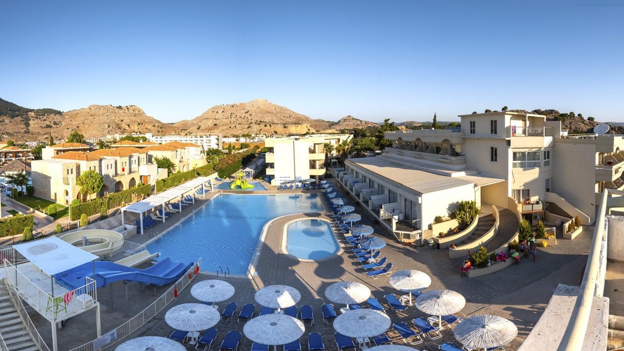 Delfinia Resort