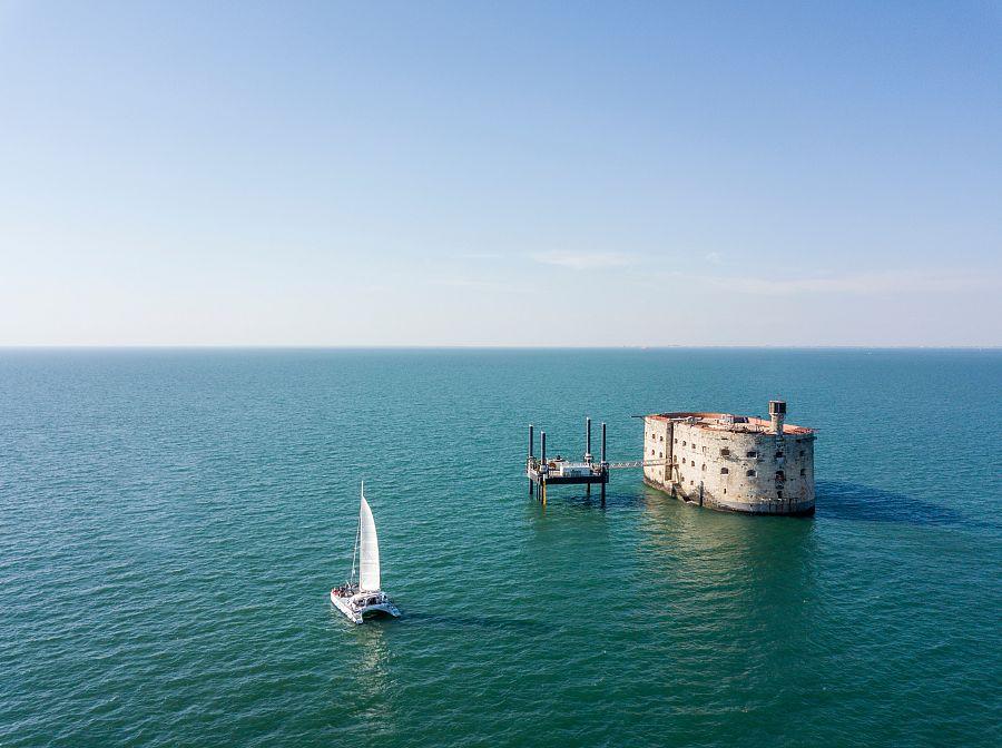 To nejlepší z La Rochelle + Bordeaux + pevnost Boyard (letecky z Prahy)