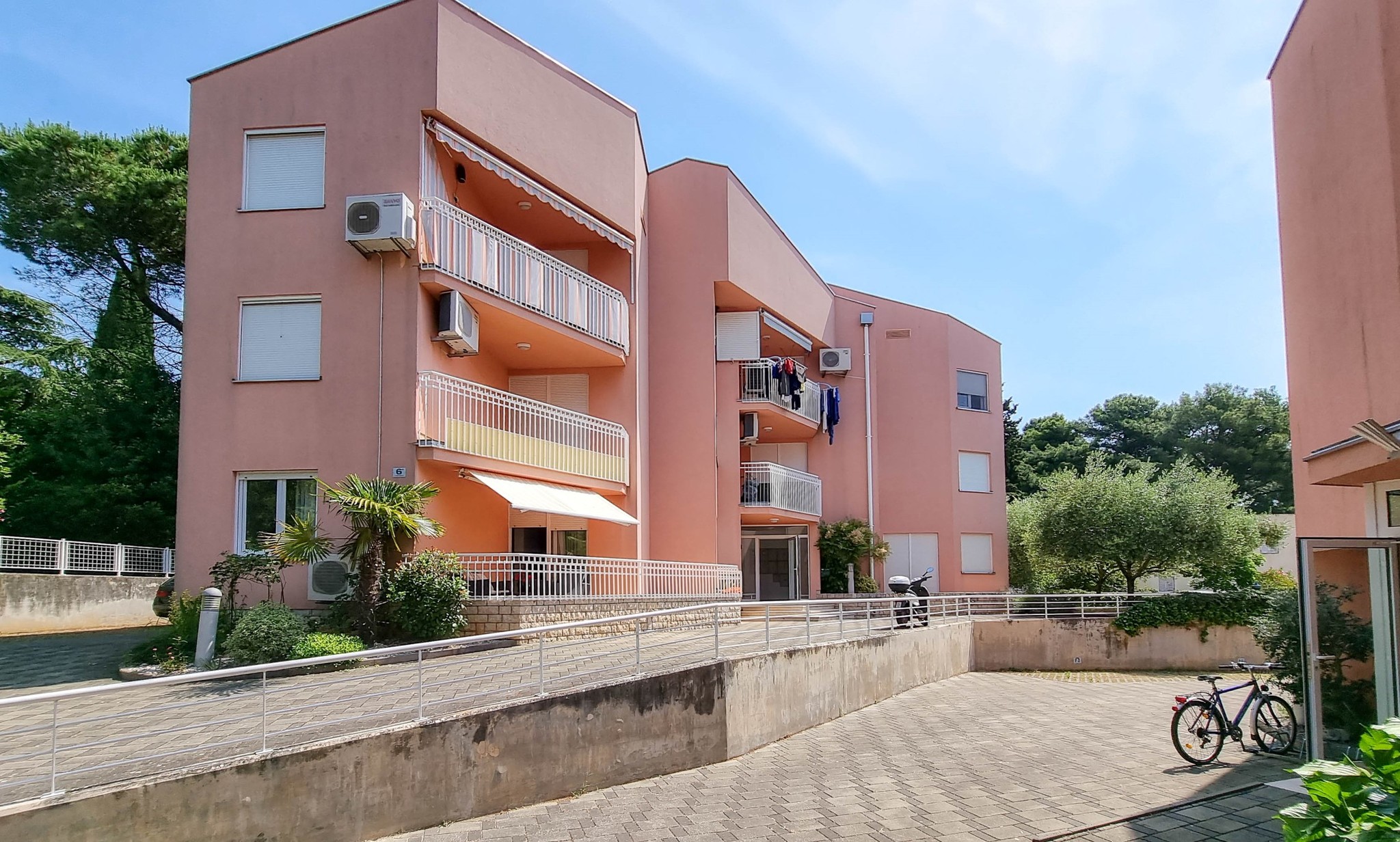 Vila 1348-38