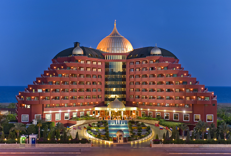 Delphin Palace