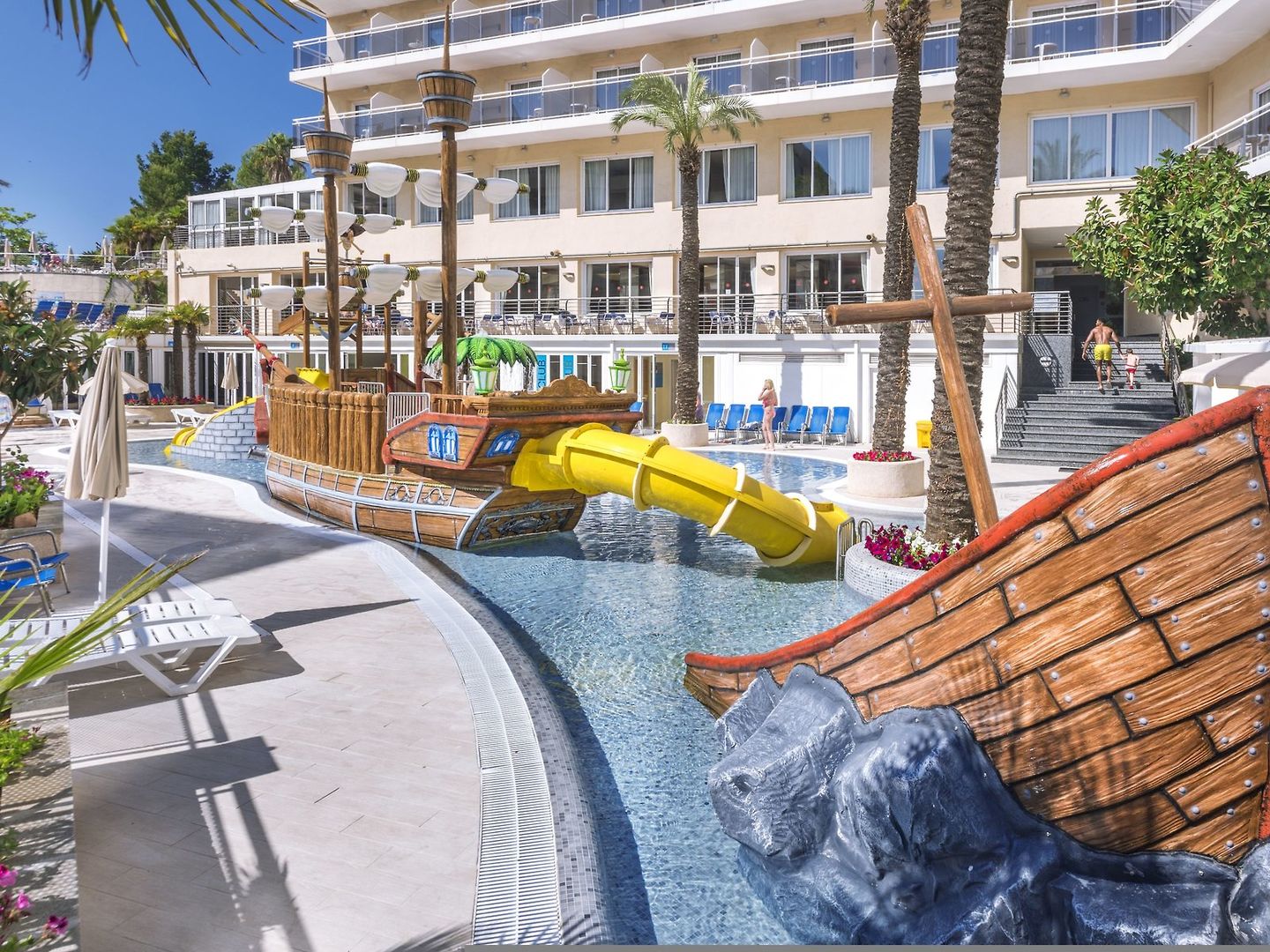 Hotel Oasis Park Splash