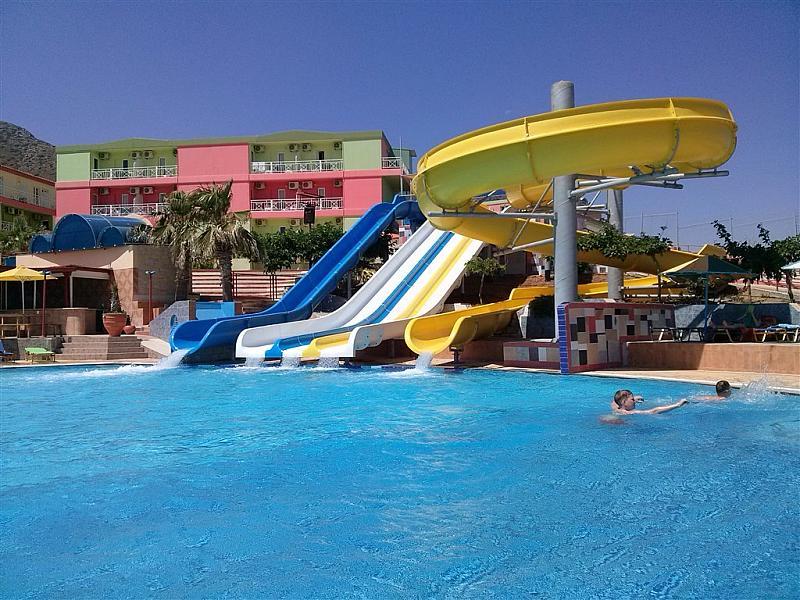 Eri Beach & Village