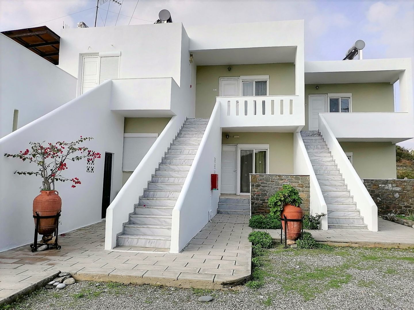Studios Tselios