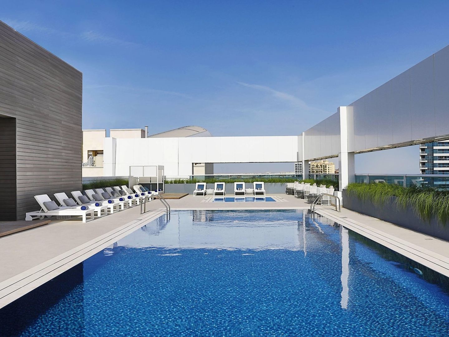 Hotel Courty Mar Al Barsha