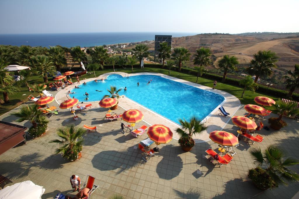 Partenone Resort