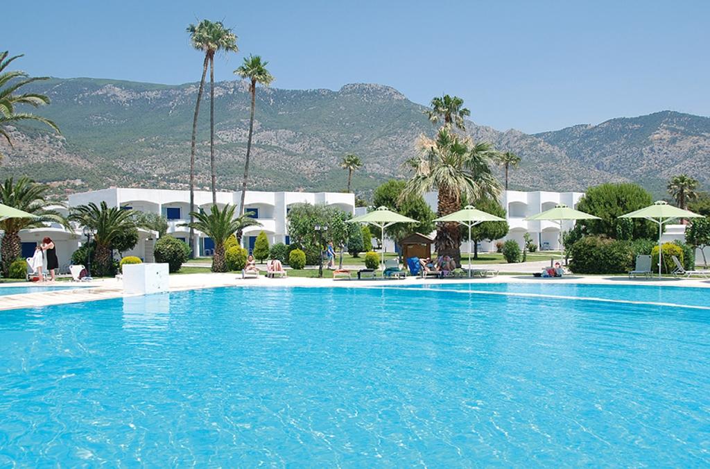 KINETTA BEACH RESORT SPA