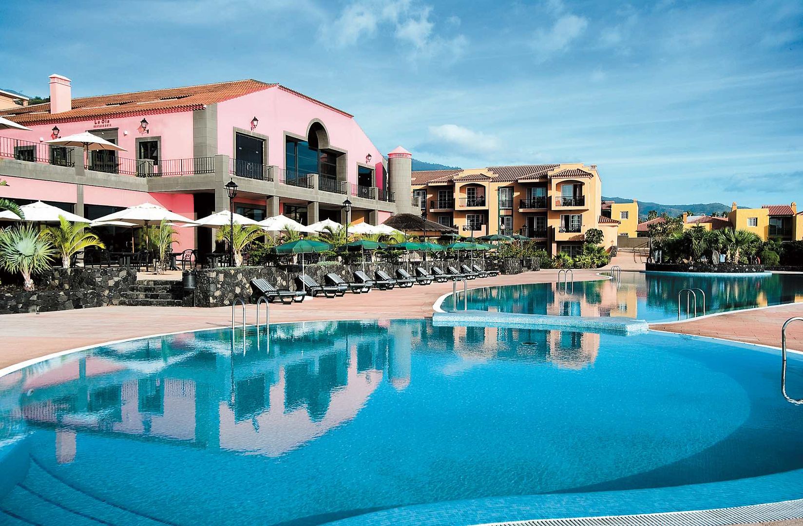 Hotel Las Olas