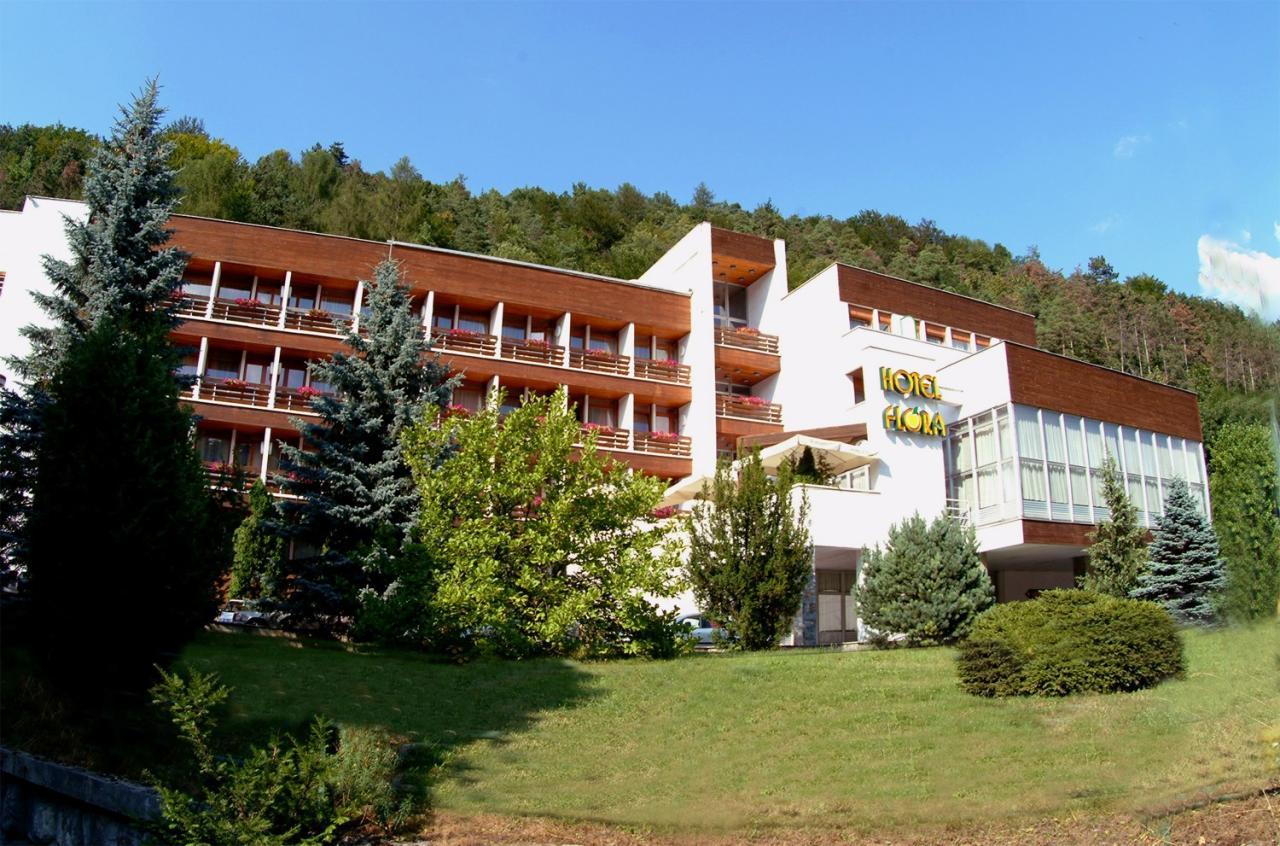 Flóra