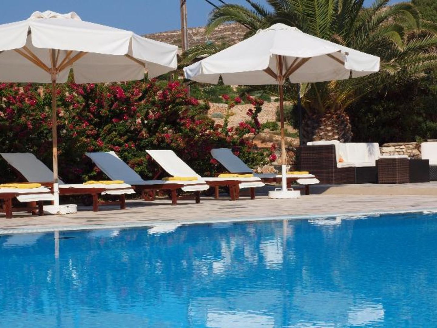Paros Agnanti