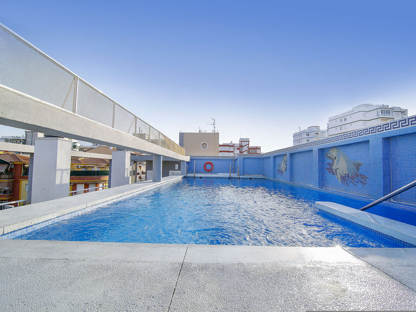 Hotel Mainake