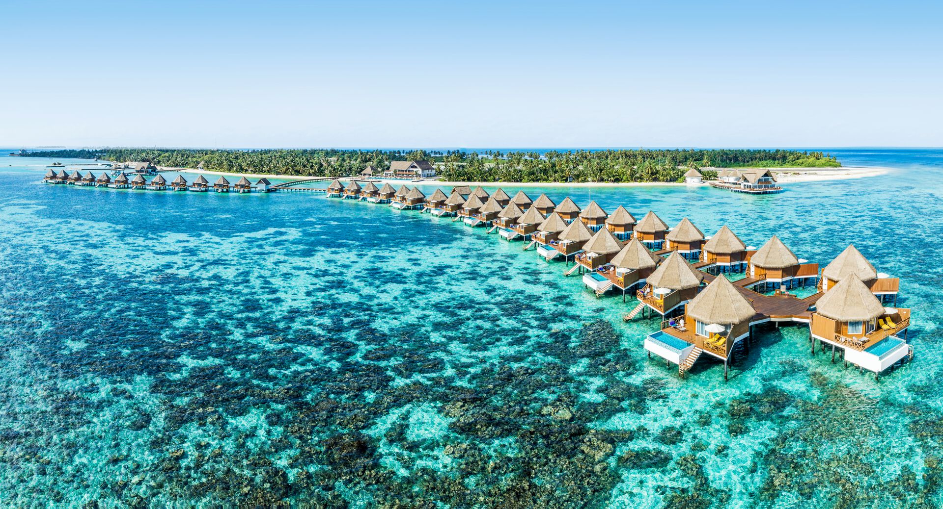 Mercure Maldives Kooddoo Resort