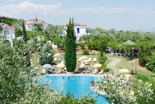 Hotel Sunrise Village 