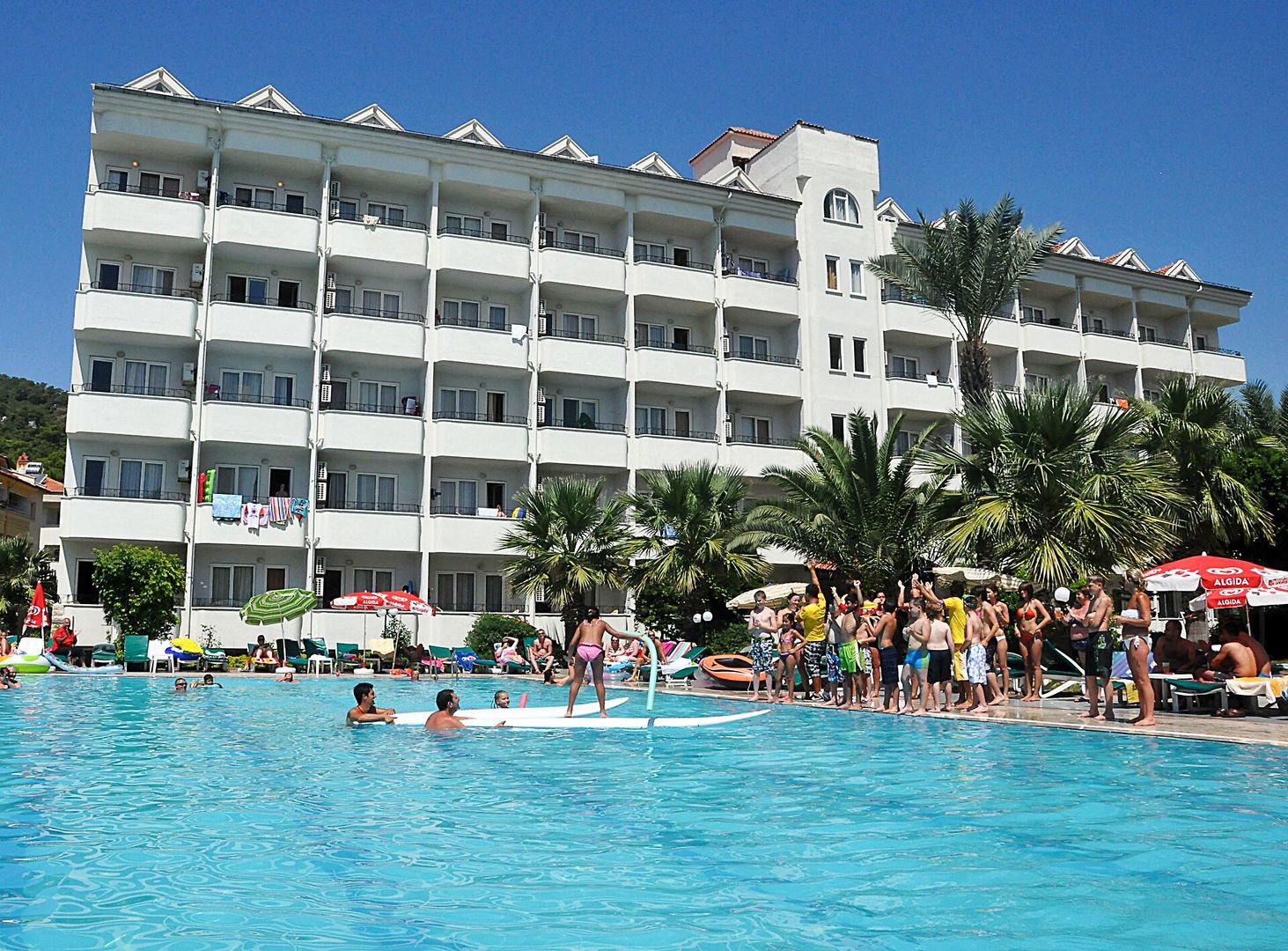 Pineta Club Hotel - 