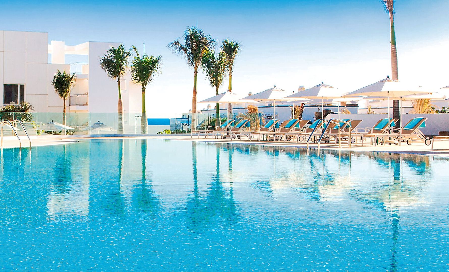 Hotel Lava Beach