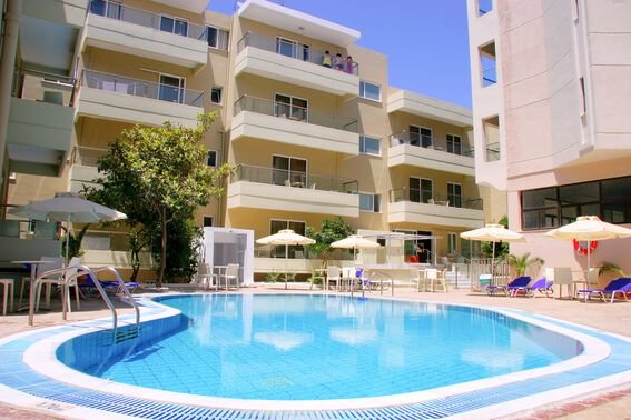 Michel Apartments 