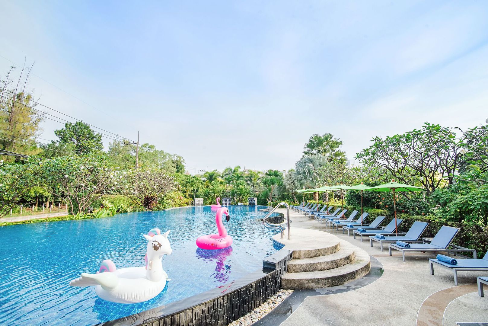 Golden Beach Cha-Am