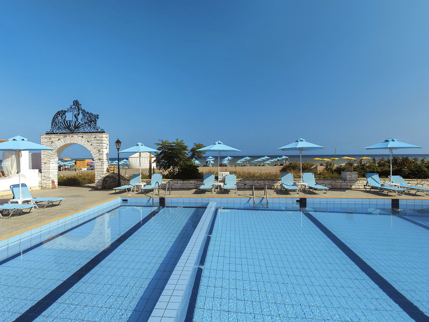 Hotel Golden Beach
