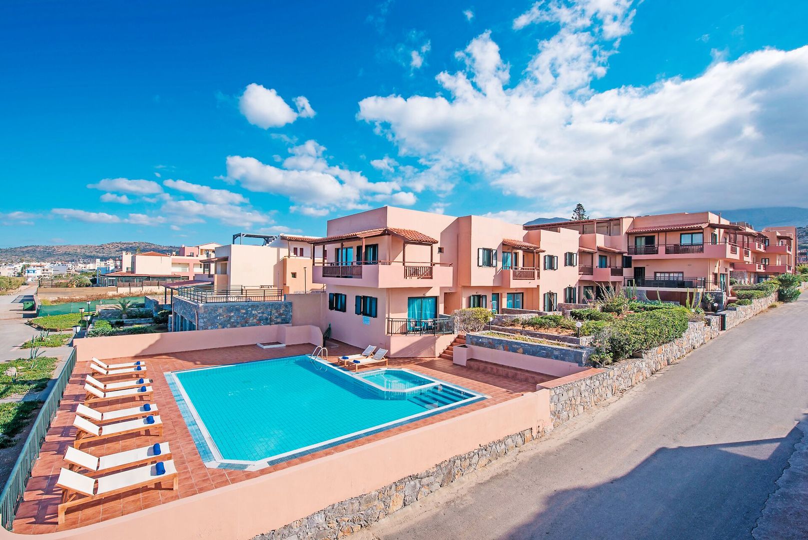 Koutrakis Suites