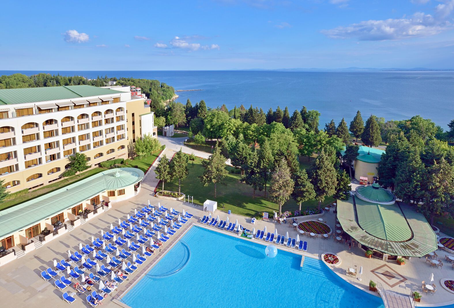 Sol Nessebar Resort