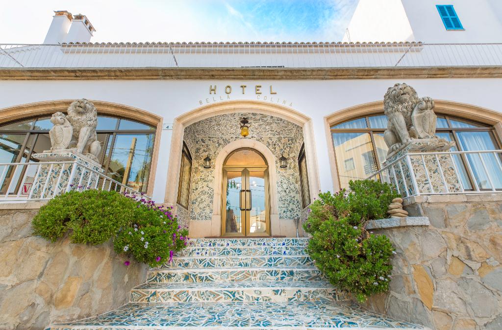 Vintage Hotel Bella Colina est. 1953