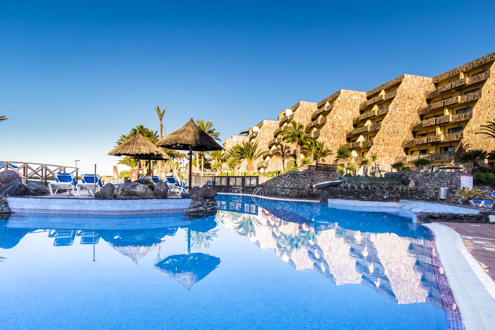Hotel Bluebay Beach Club