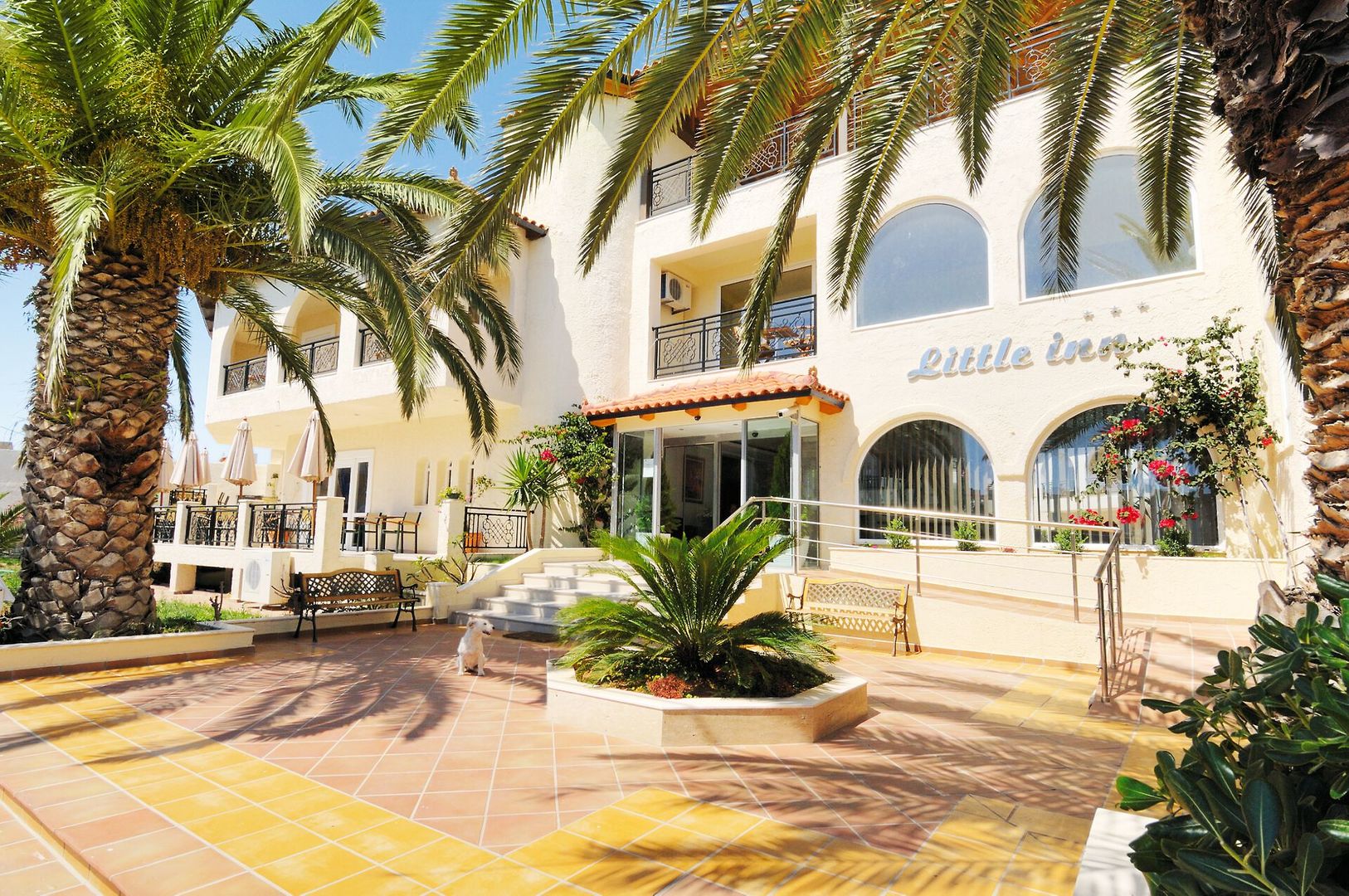 Hotel Little Inn