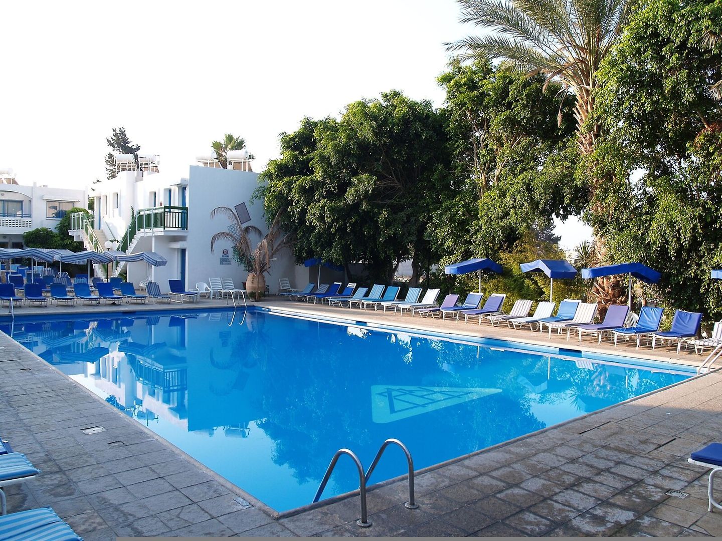 Paphiessa Hotel
