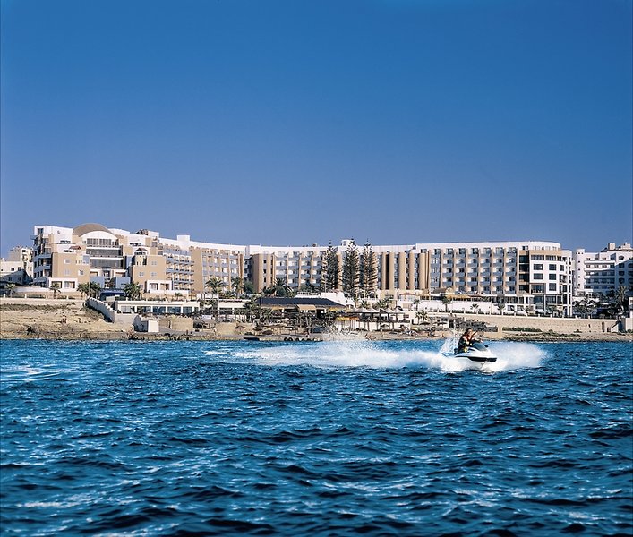 Dolmen Hotel Malta  