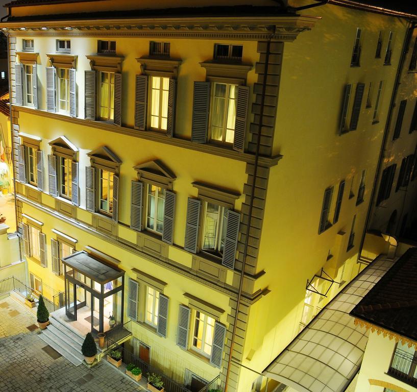 Hotel Embassy 4*, Florencie - letecky