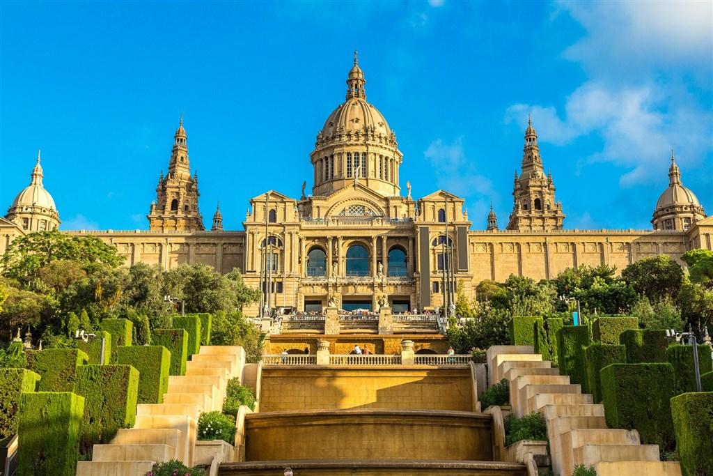 Španělsko – Katalánsko, Letecky