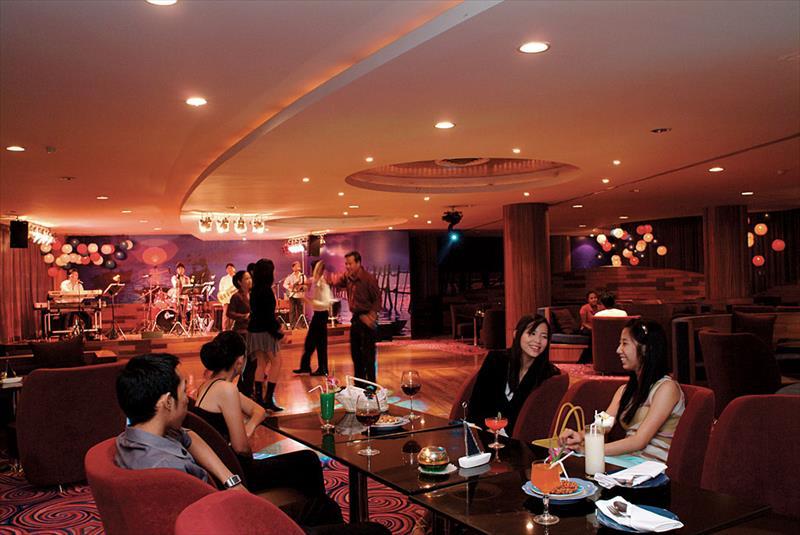 A-One The Royal Cruise Hotel