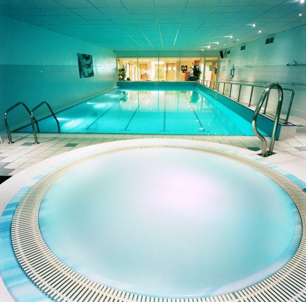 Hotel Holiday Inn 4*, Edinburgh - letecky