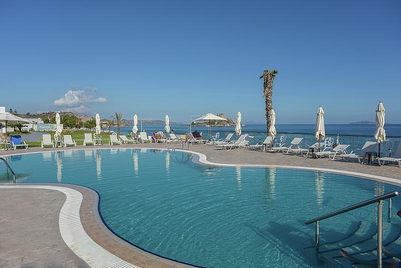 Royal Bay Hotel