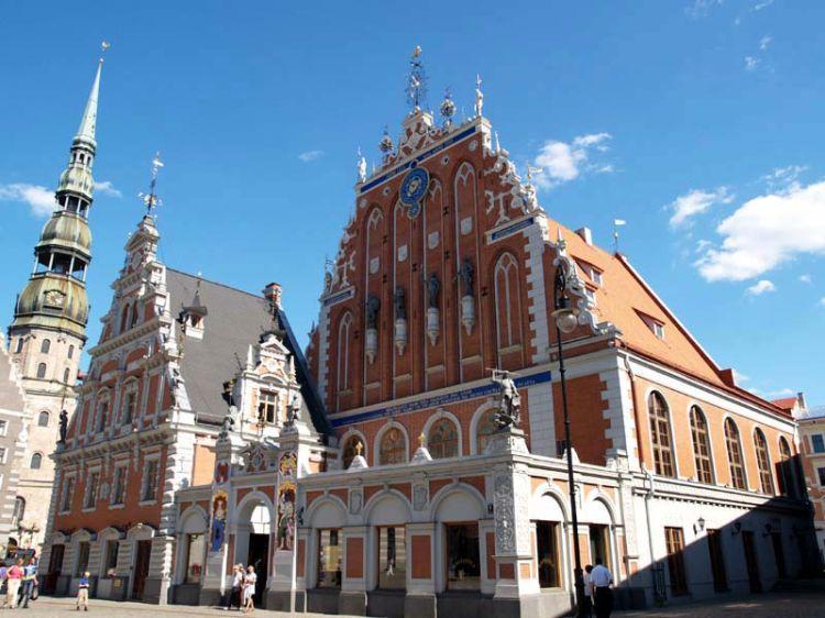 Okruh Pobaltím letecky  výlet do Helsinek