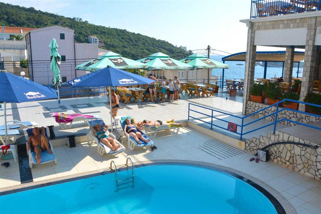 Hotel El Mar Club
