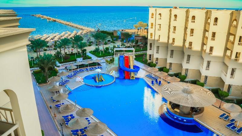 AMC Royal Resort