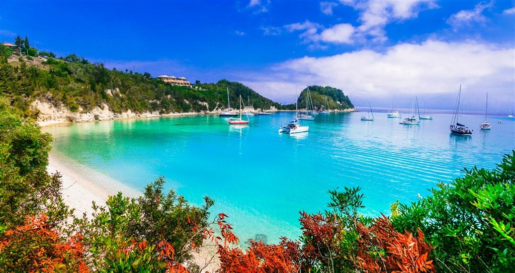 KORFU, PAXOS A ANTIPAXOS s výlety do hor, k útesům, jeskyním i plavbou po moři- bez stravy
