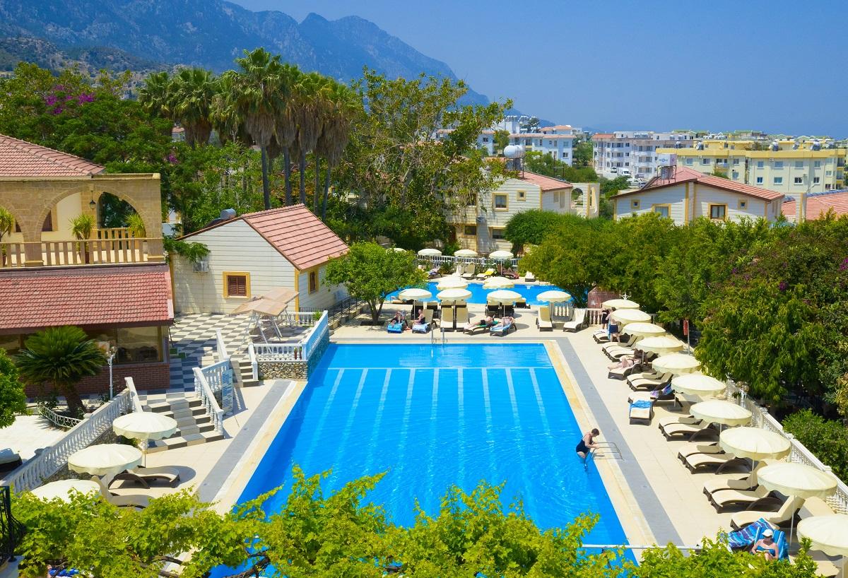 Riverside Garden Resort